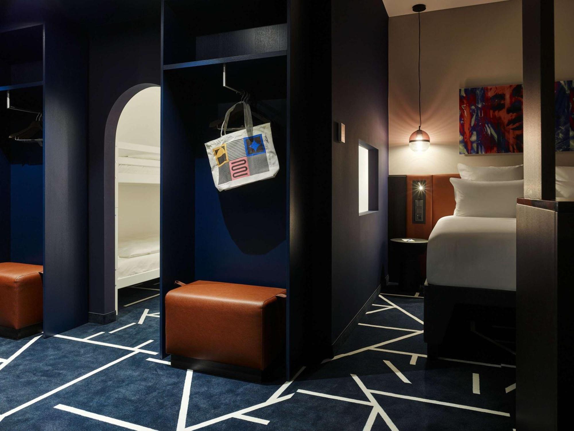 Hotel Tribe